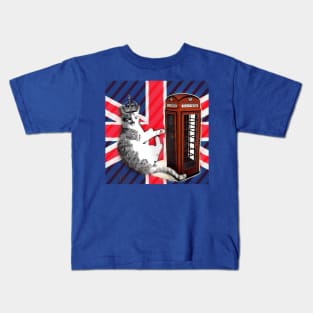 1980s dark academia uk union jack flag london telephone booth funny royal kitty cat Kids T-Shirt